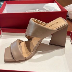 Carrano heels! Size 7! Slightly worn!